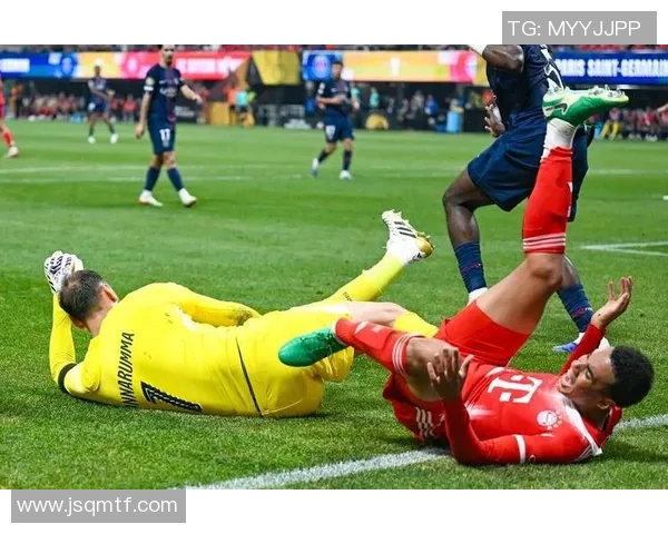 国外足球明星受伤瞬间曝光伤痛背后的坚持与奋斗故事