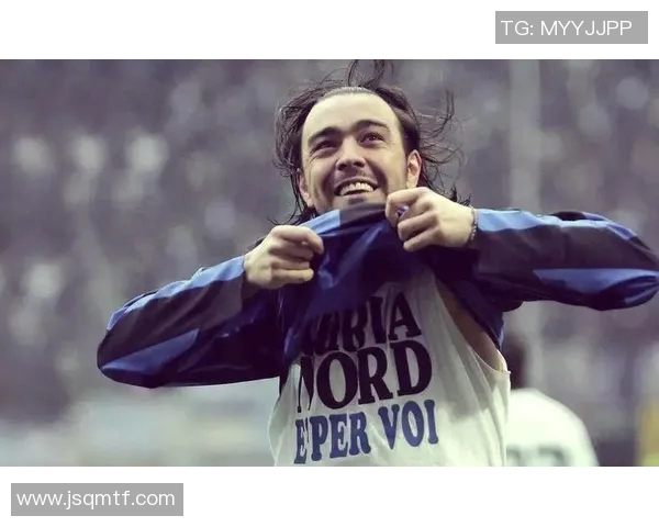 我最喜爱的足球明星是如何影响我的人生与梦想的旅程